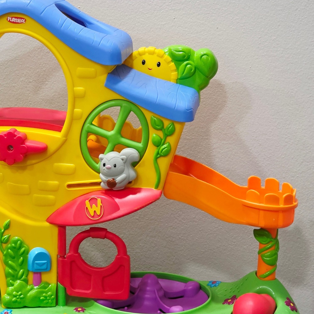 Playskool Weebles Musical Treehouse Playset 29743 Hasbro 2010 Yellow Green Blue - Picture 2 of 7